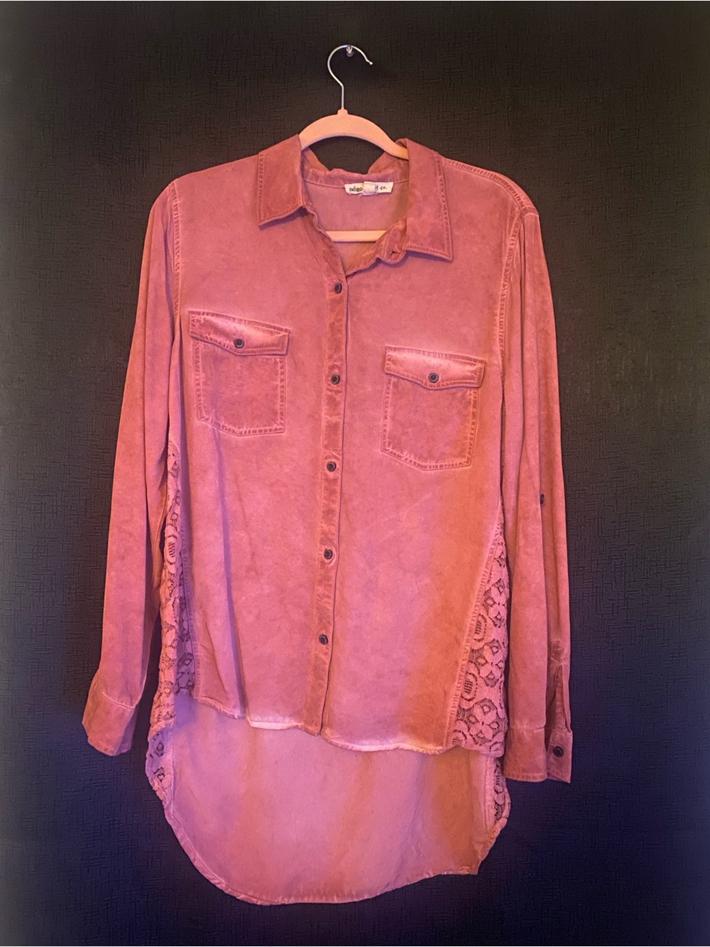 Indigo Thread Co. - Washed Rose Button-Front Shirt with Lace Side Panels size XL